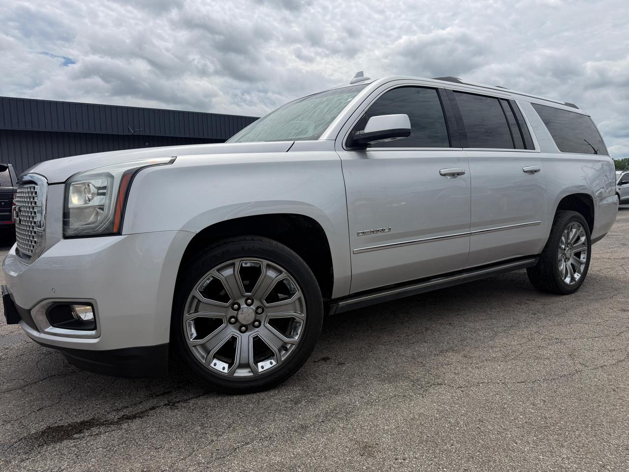 GMC Yukon XL 4WD 4dr Denali 2015