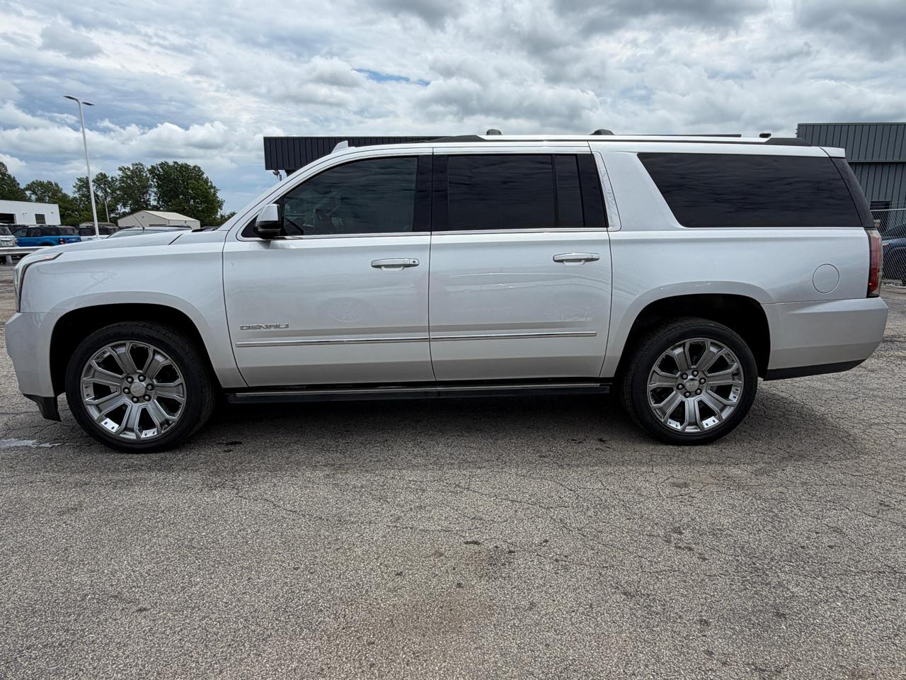 GMC Yukon XL 4WD 4dr Denali 2015
