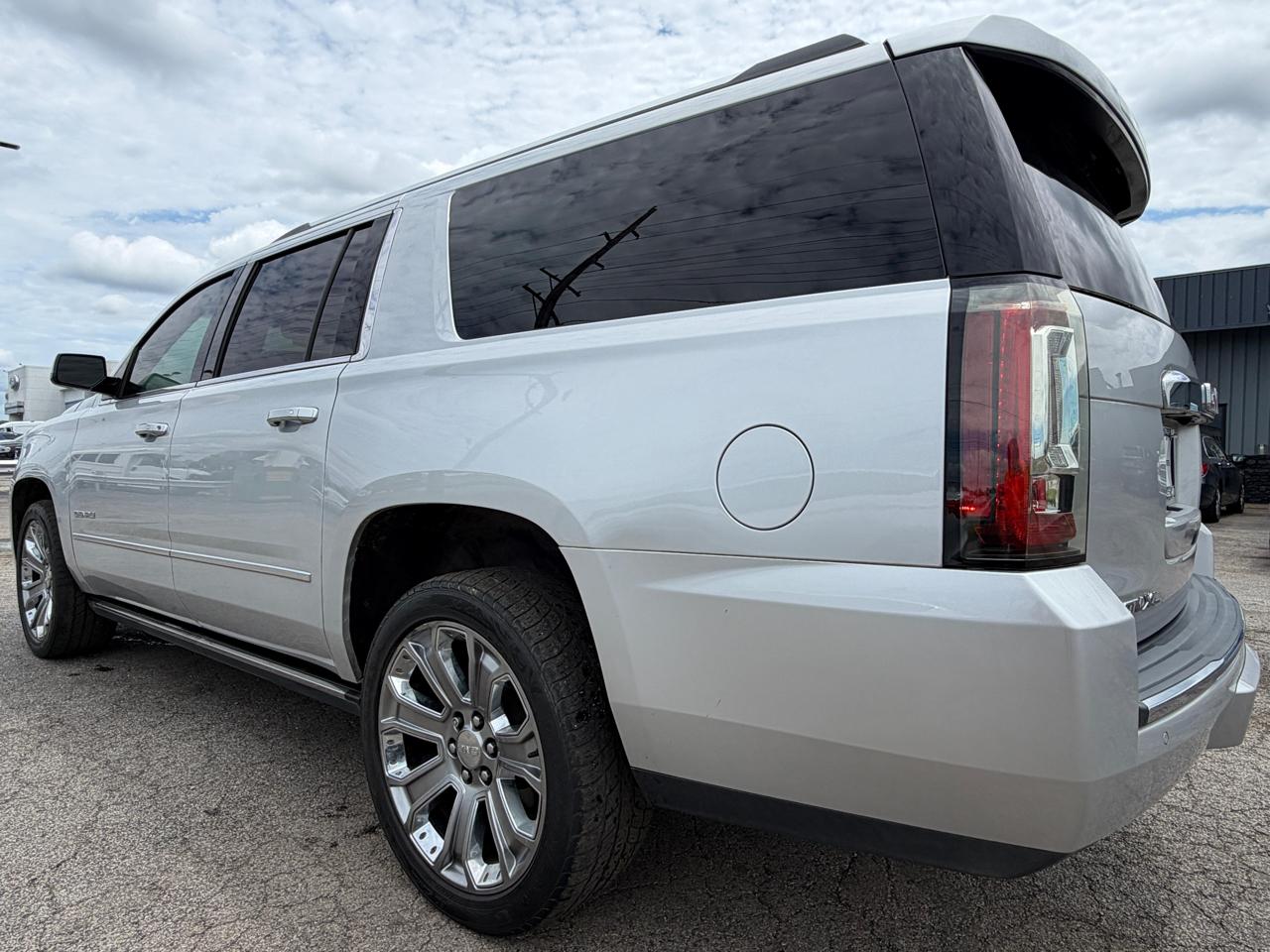 GMC Yukon XL 4WD 4dr Denali 2015
