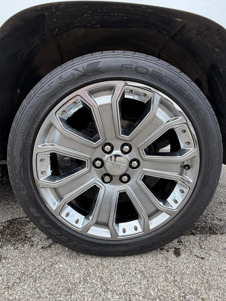 GMC Yukon XL 4WD 4dr Denali 2015