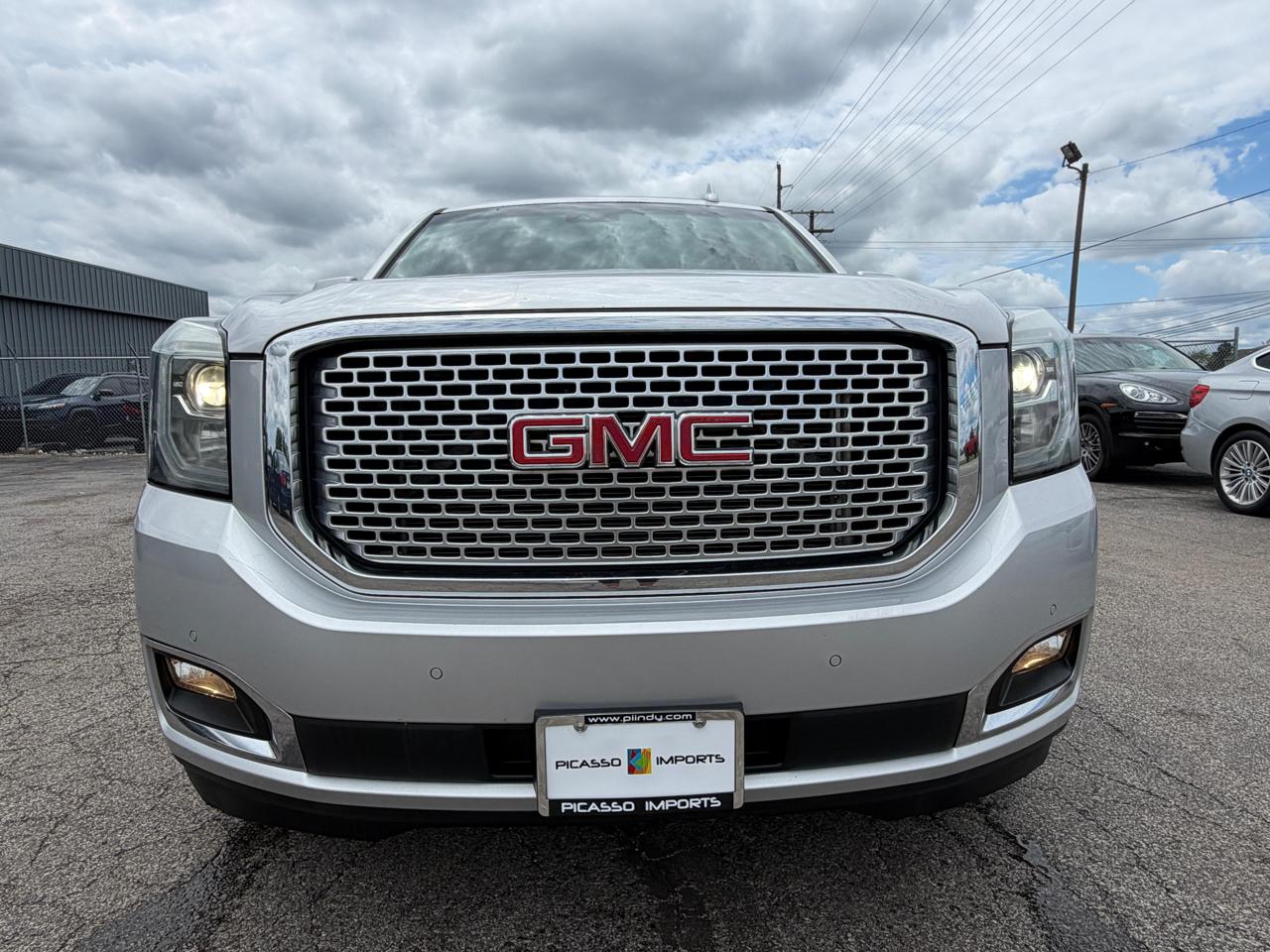 GMC Yukon XL 4WD 4dr Denali 2015