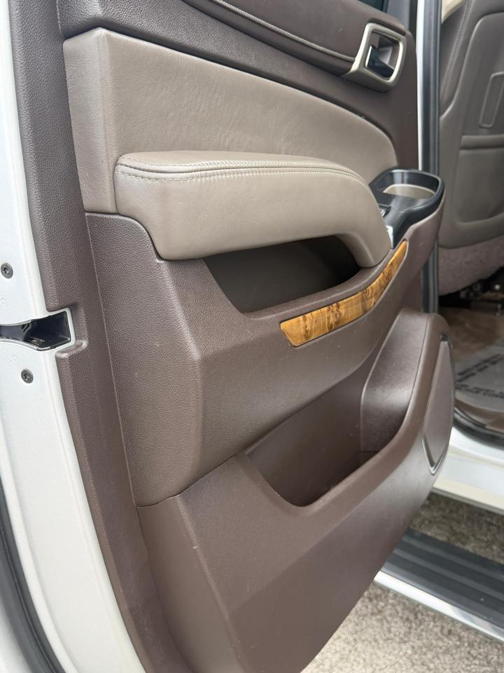 GMC Yukon XL 4WD 4dr Denali 2015