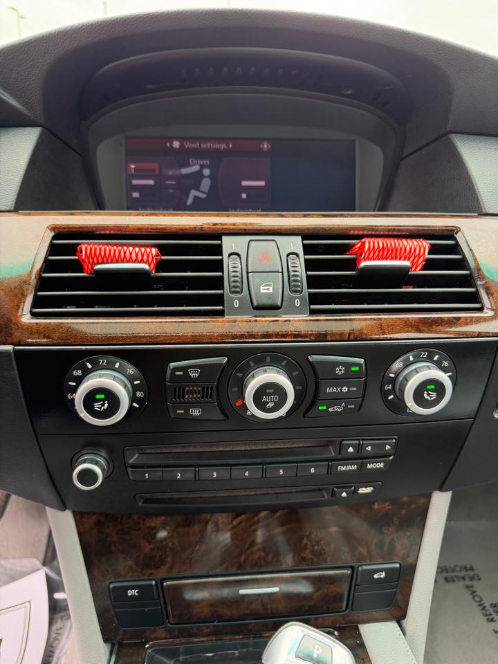 BMW 5 Series 4dr Sdn 528i RWD 2008