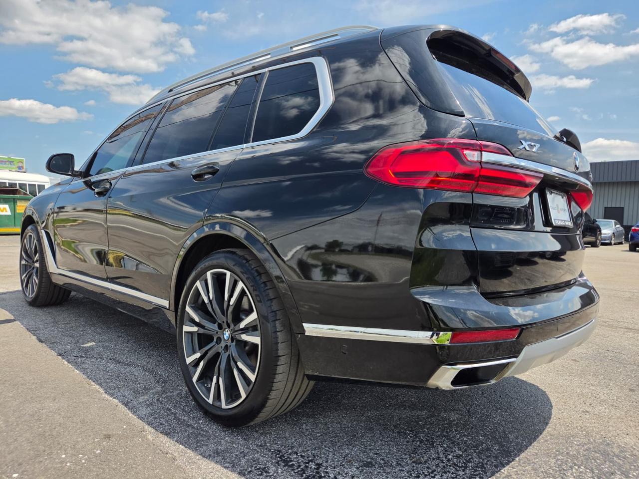 BMW X7 xDrive40i Sports Activity Vehicle 2019
