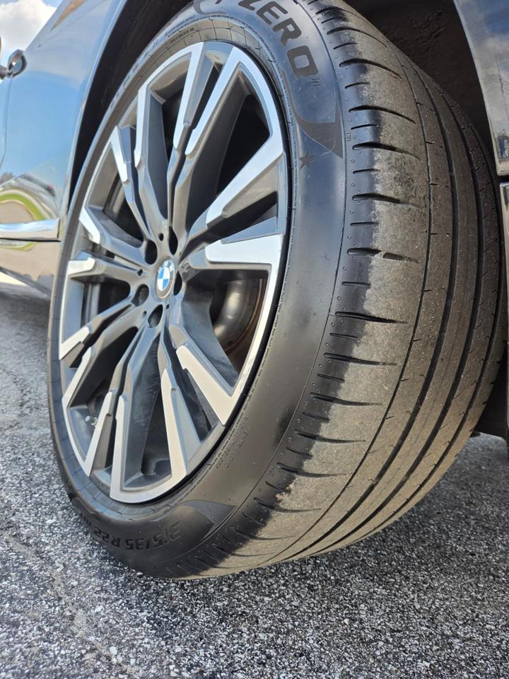 BMW X7 xDrive40i Sports Activity Vehicle 2019