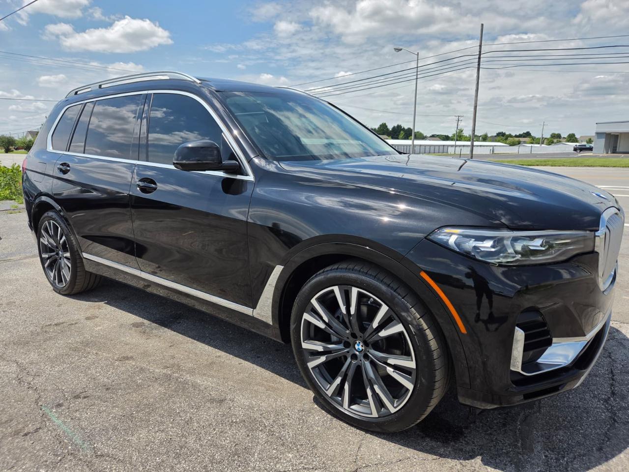 BMW X7 xDrive40i Sports Activity Vehicle 2019