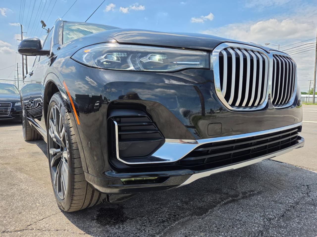 BMW X7 xDrive40i Sports Activity Vehicle 2019