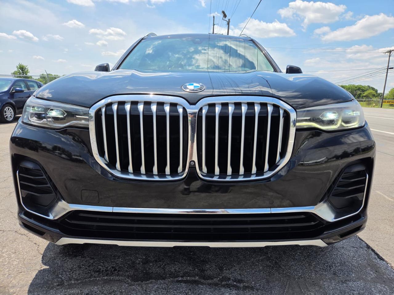 BMW X7 xDrive40i Sports Activity Vehicle 2019