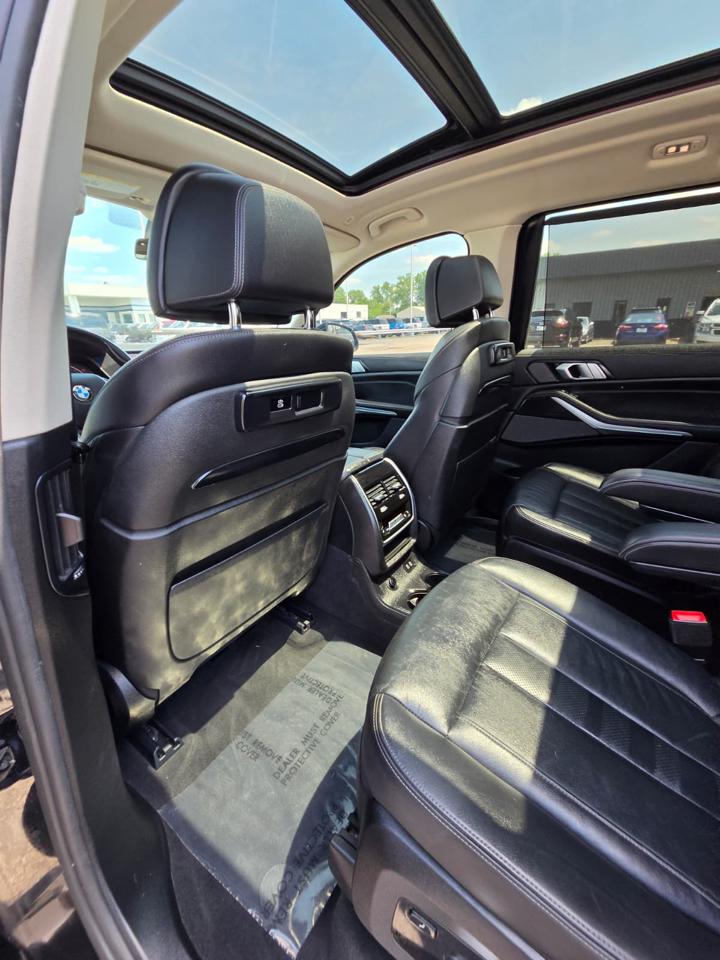 BMW X7 xDrive40i Sports Activity Vehicle 2019