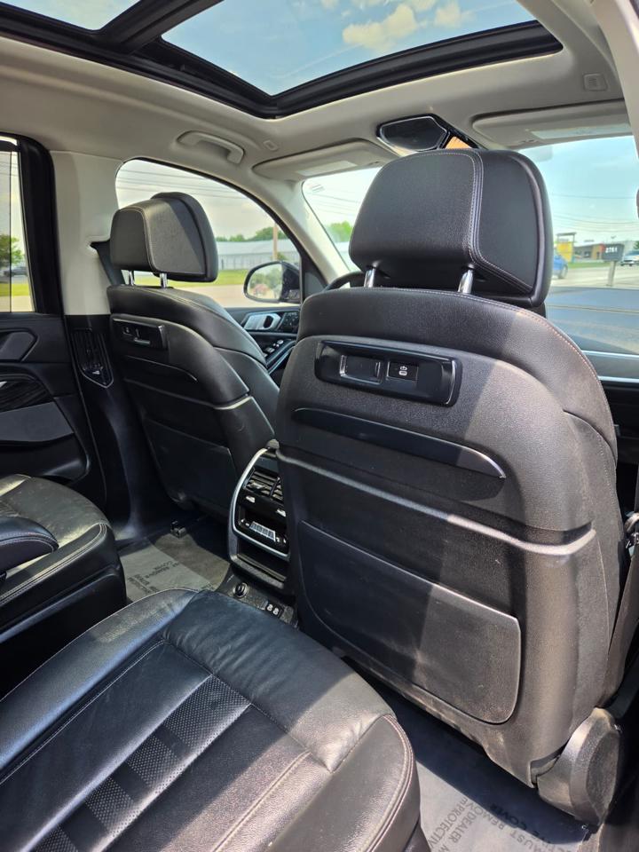 BMW X7 xDrive40i Sports Activity Vehicle 2019