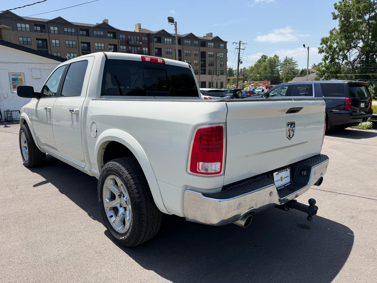 RAM 1500 Laramie 4x4 Crew Cab 5'7" Box 2017