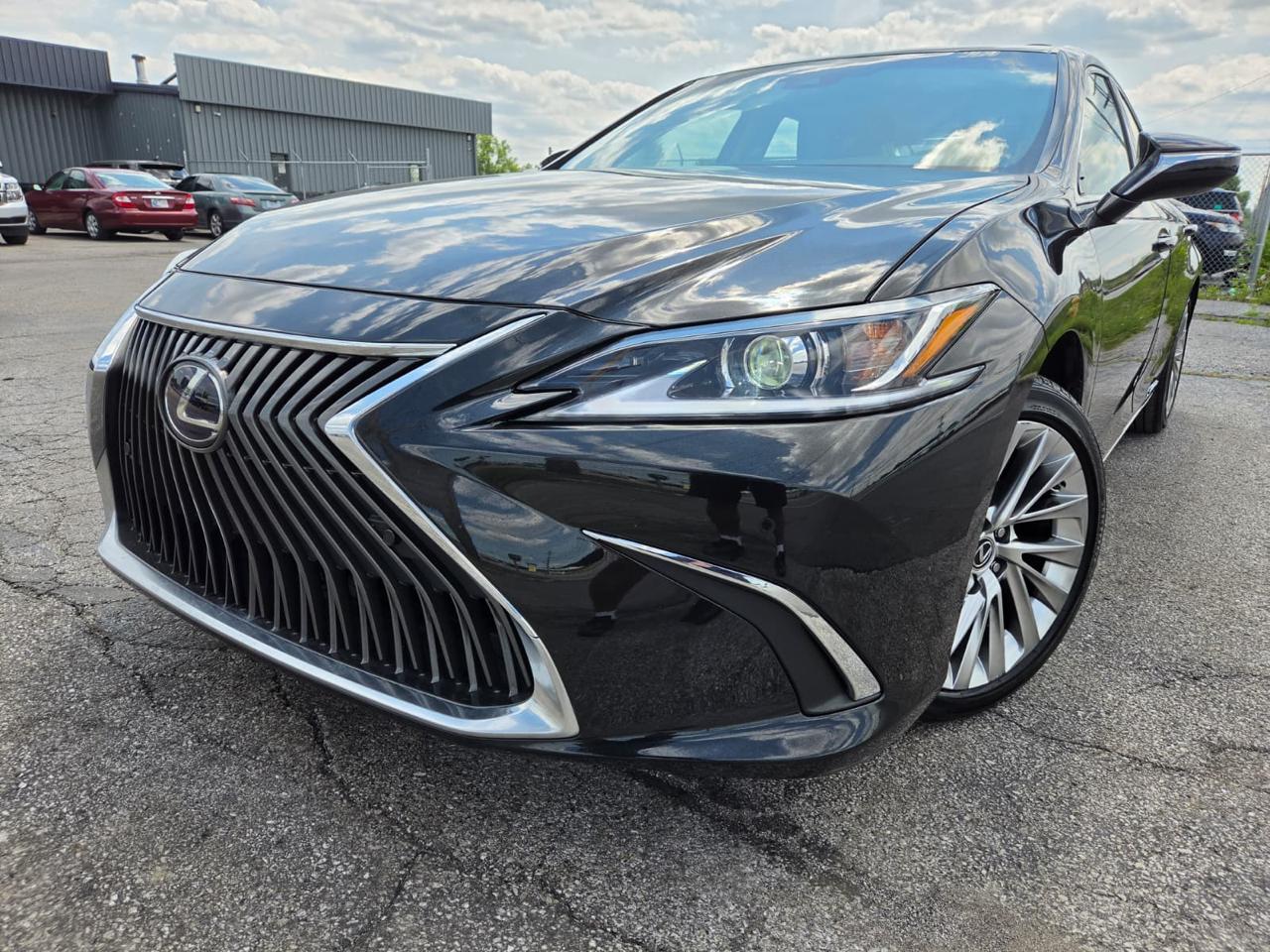 Lexus ES ES 300h Luxury FWD 2021