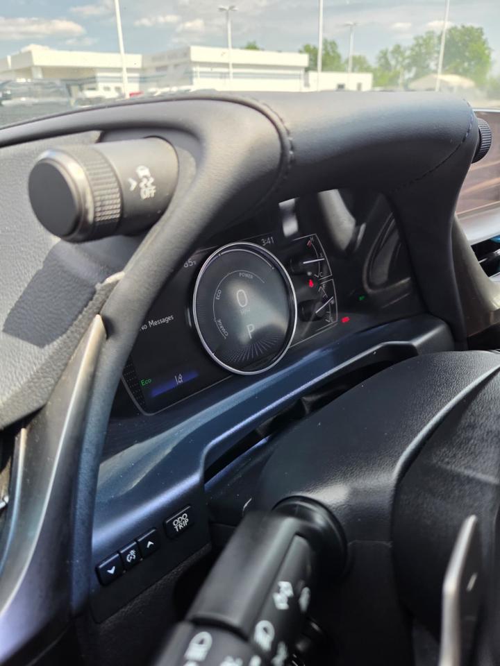 Lexus ES ES 300h Luxury FWD 2021