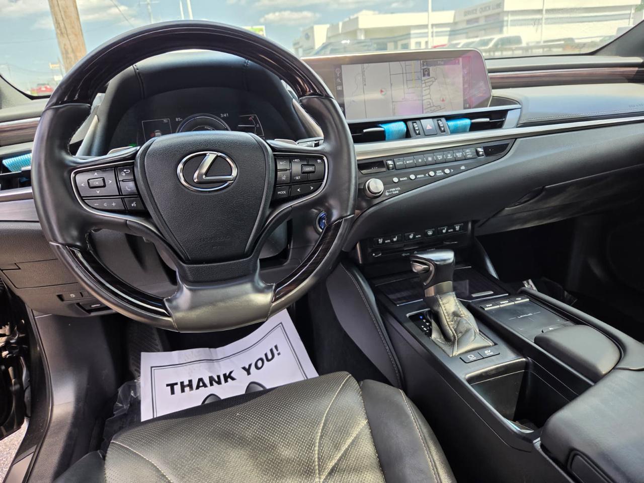 Lexus ES ES 300h Luxury FWD 2021