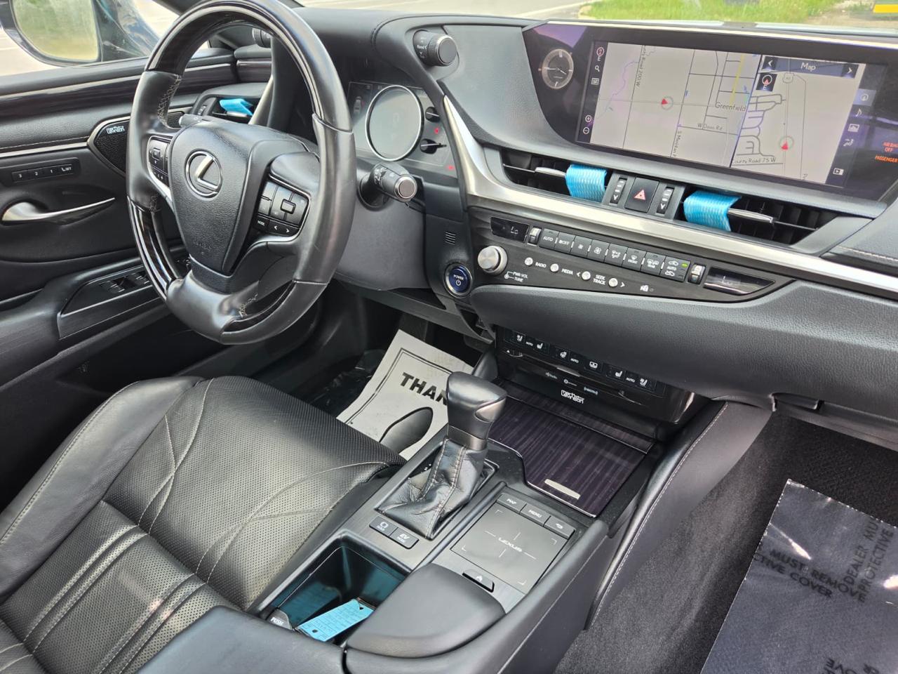 Lexus ES ES 300h Luxury FWD 2021