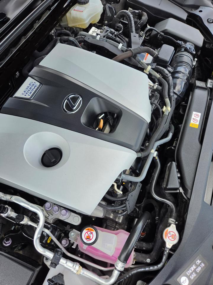 Lexus ES ES 300h Luxury FWD 2021