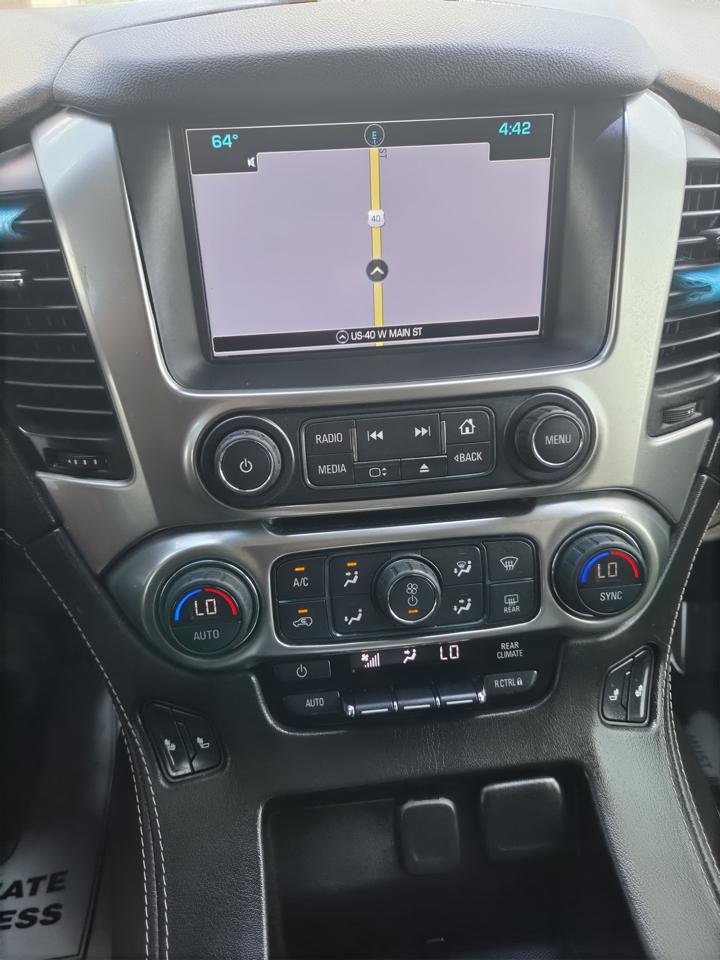 Chevrolet Suburban 4WD 4dr 1500 LT 2019