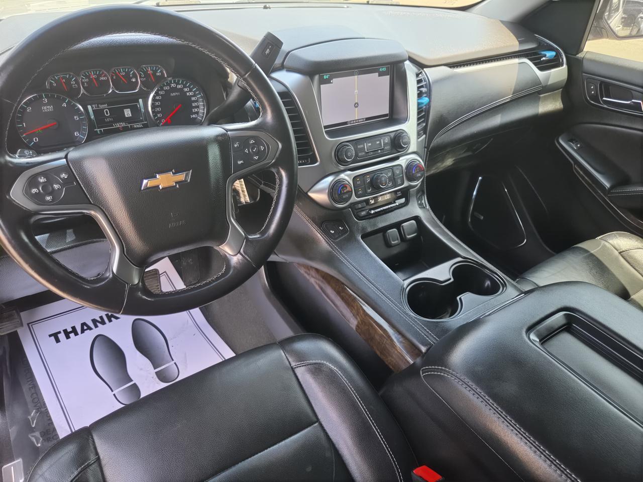 Chevrolet Suburban 4WD 4dr 1500 LT 2019
