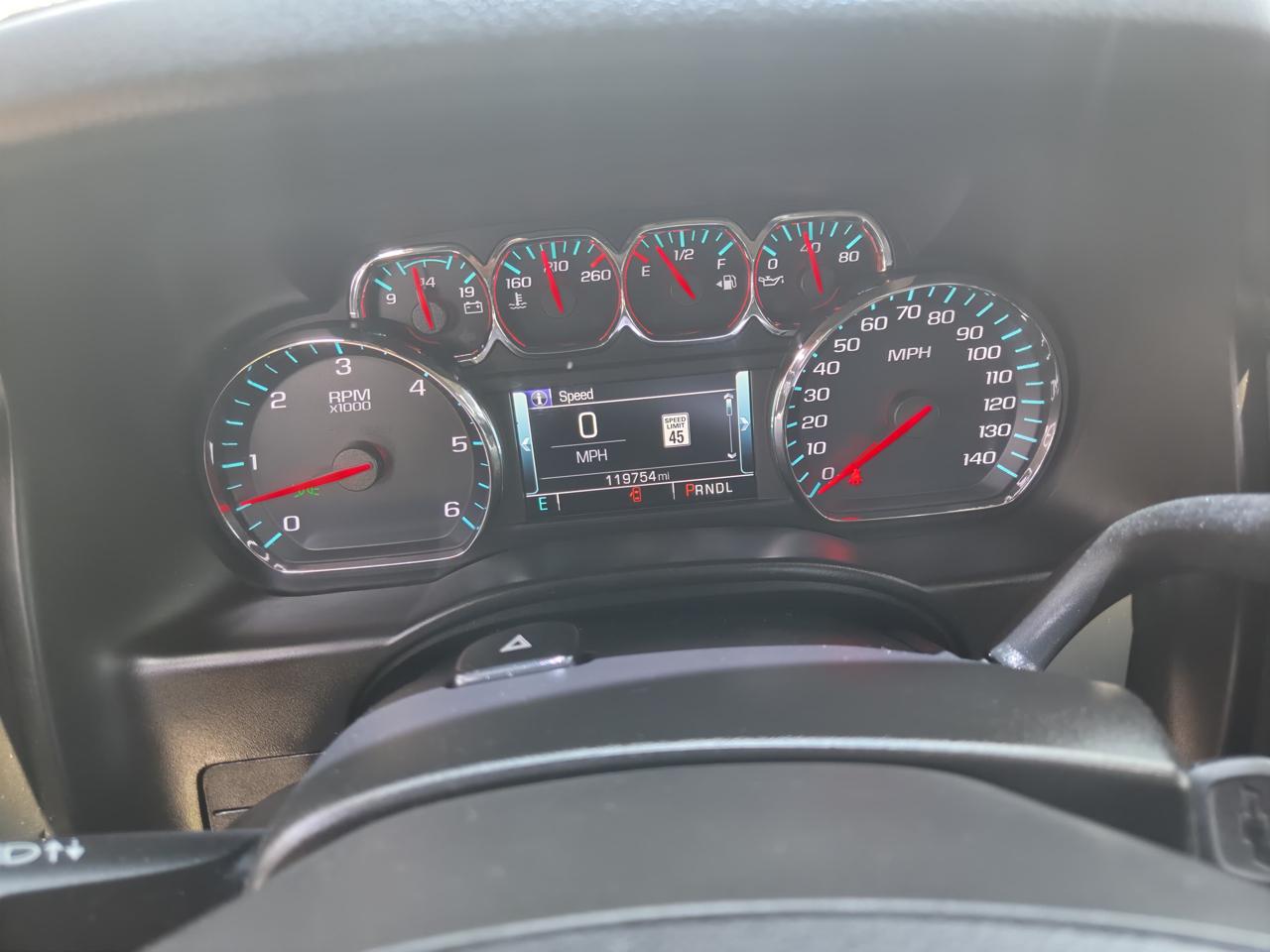 Chevrolet Suburban 4WD 4dr 1500 LT 2019