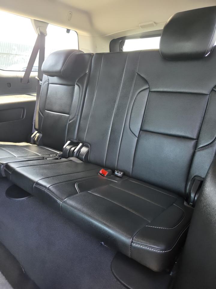 Chevrolet Suburban 4WD 4dr 1500 LT 2019