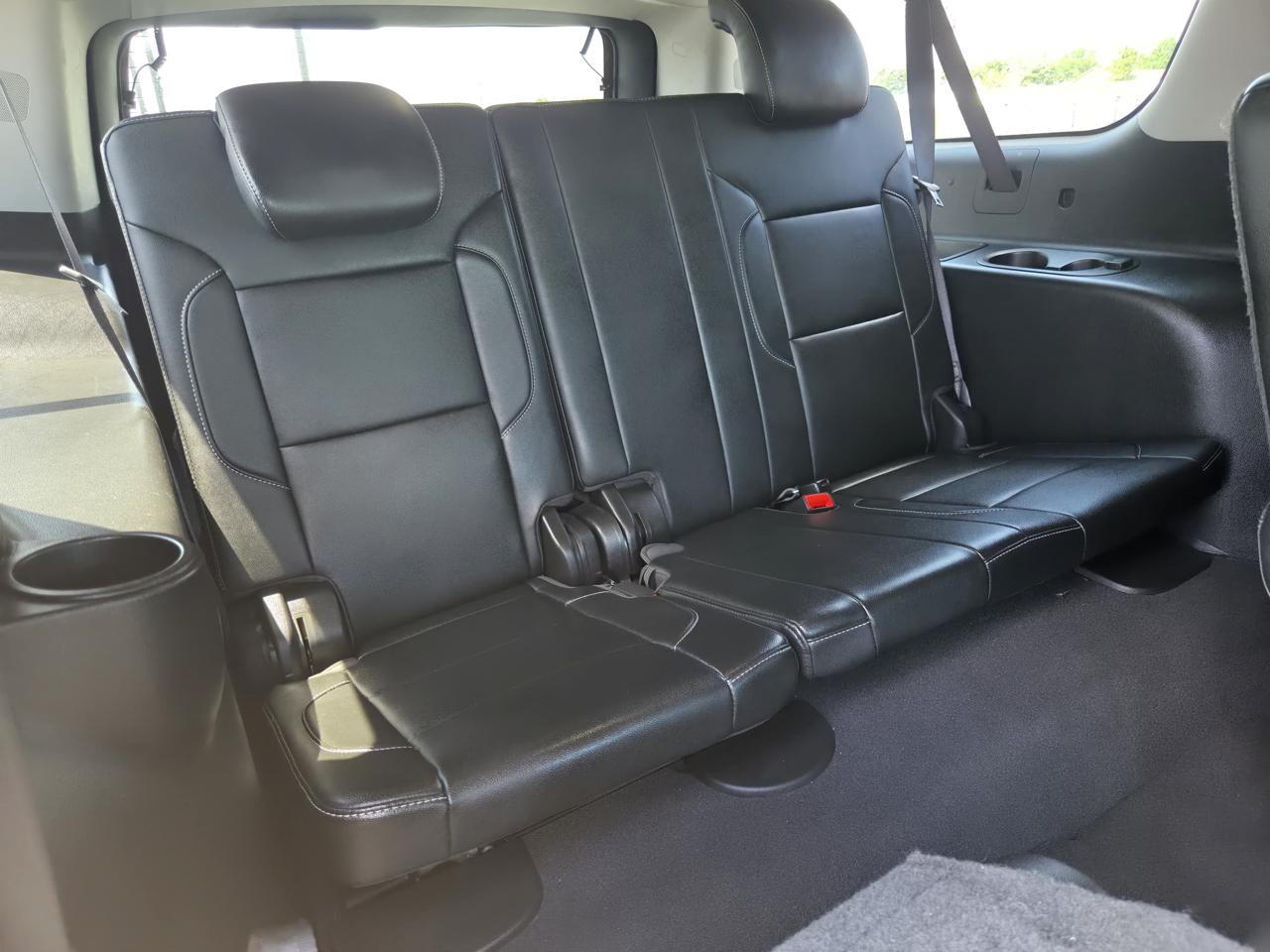 Chevrolet Suburban 4WD 4dr 1500 LT 2019
