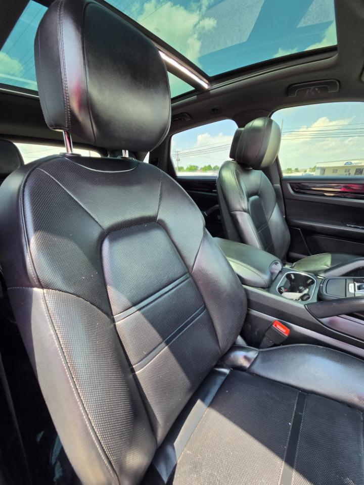 Porsche Cayenne AWD 2019