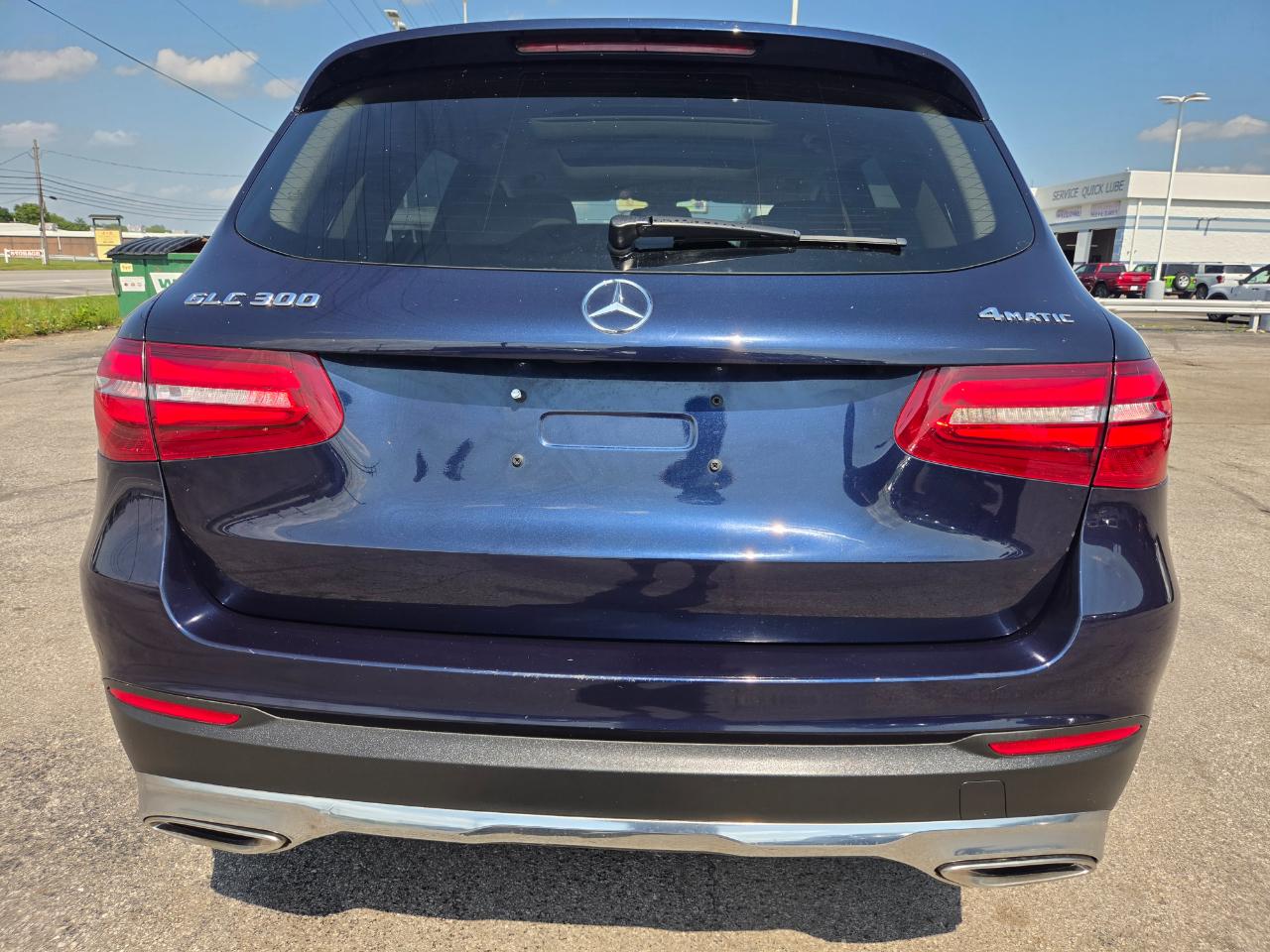 Mercedes-Benz GLC GLC 300 4MATIC SUV 2017