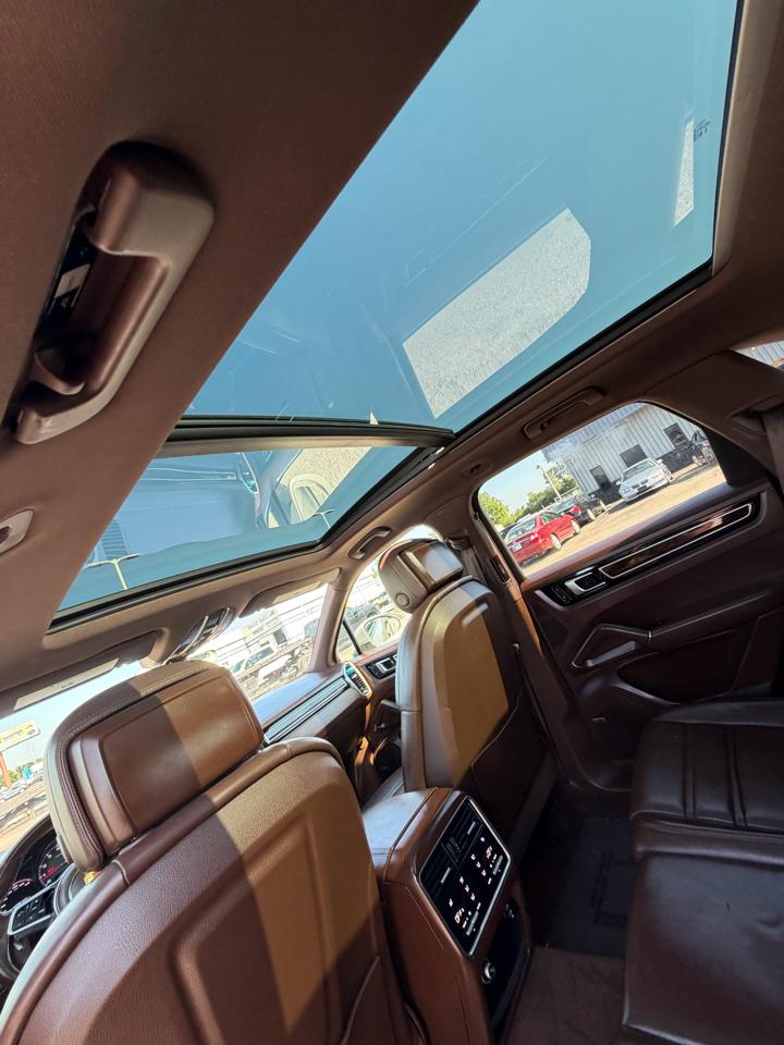 Porsche Cayenne AWD 2022