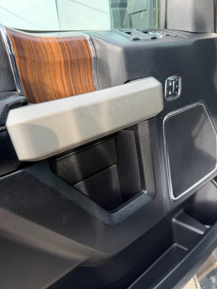 Ford F-150 Lariat 4WD SuperCrew 5.5' Box 2017
