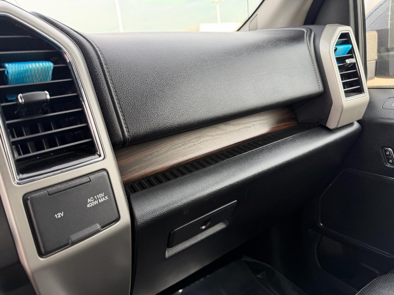 Ford F-150 Lariat 4WD SuperCrew 5.5' Box 2017