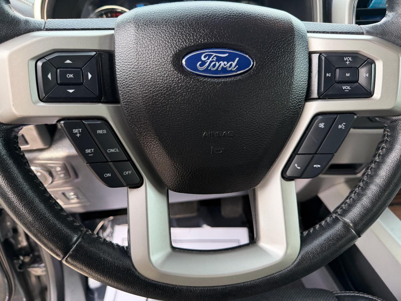 Ford F-150 Lariat 4WD SuperCrew 5.5' Box 2017