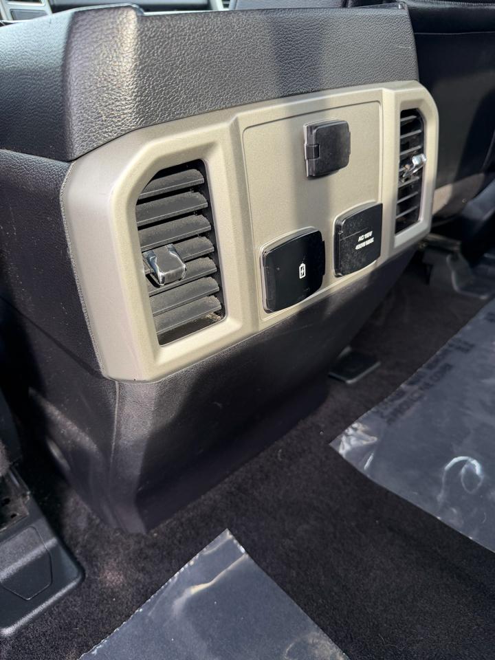 Ford F-150 Lariat 4WD SuperCrew 5.5' Box 2017