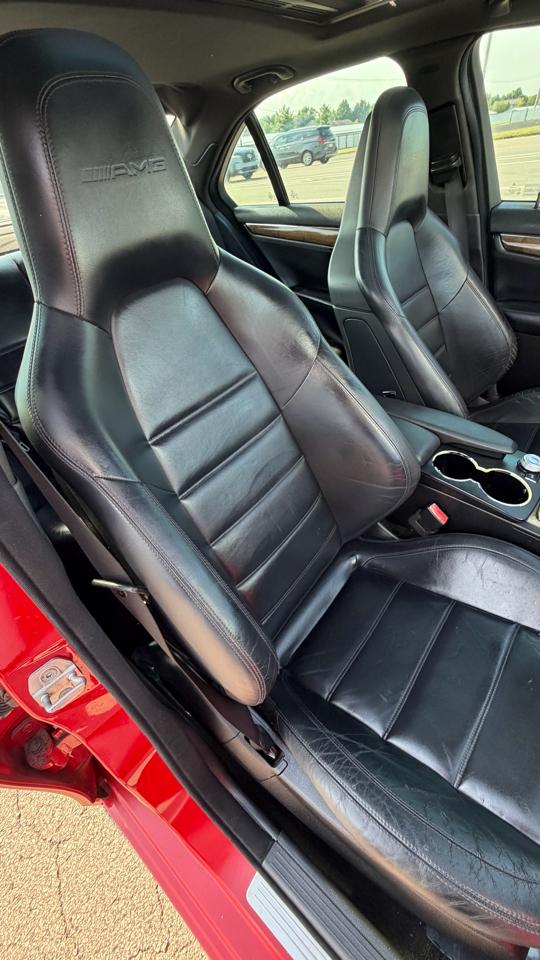 Mercedes-Benz C-Class 4dr Sdn C 63 AMG RWD 2010