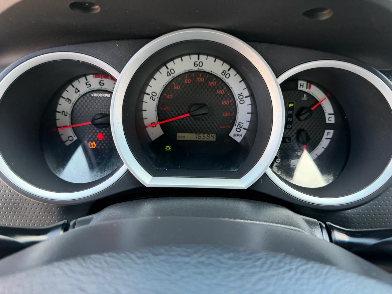 Toyota Tacoma 4WD Access V6 AT (Natl) 2011