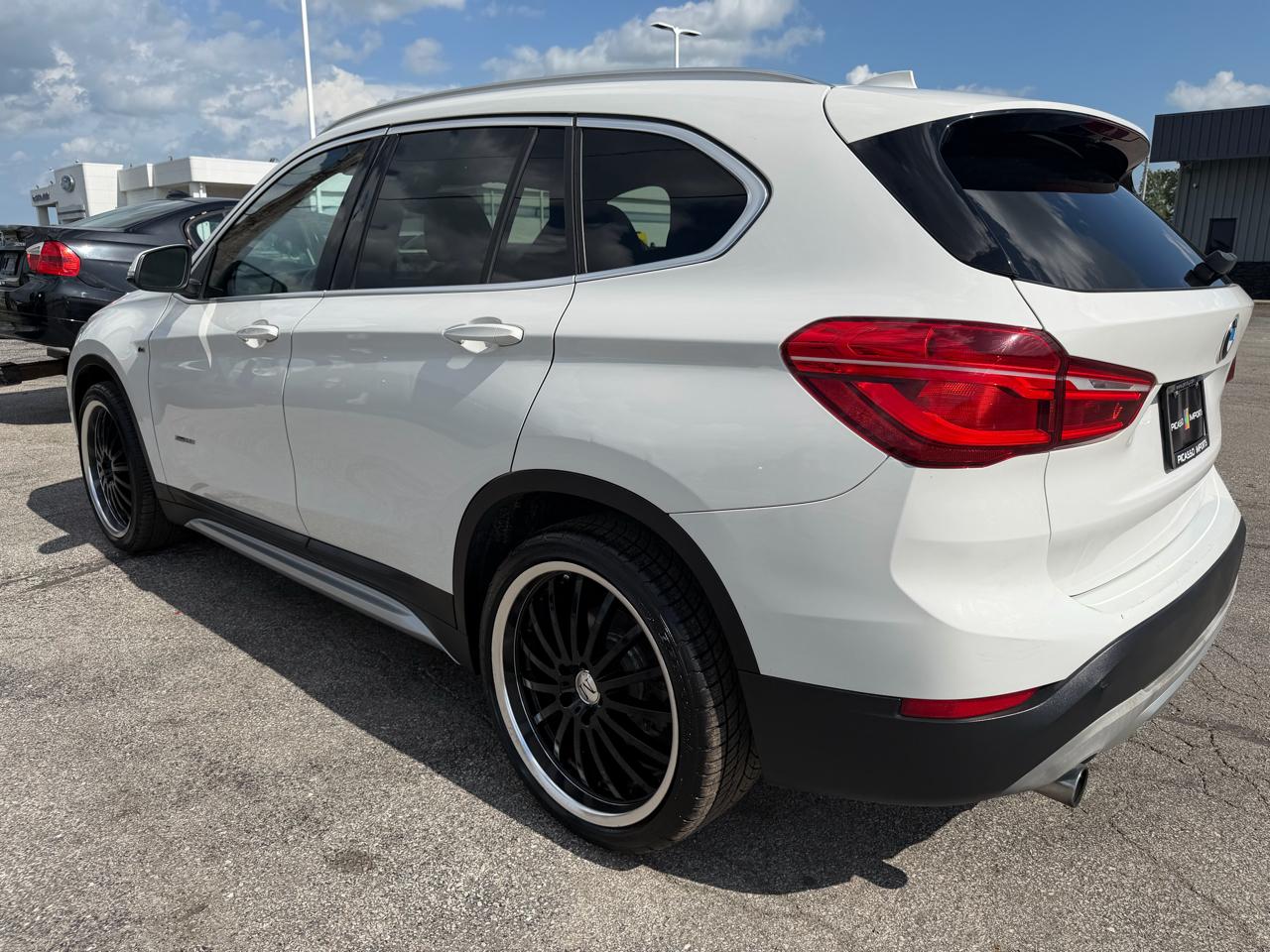 BMW X1 xDrive28i Sports Activity Vehicle 2017