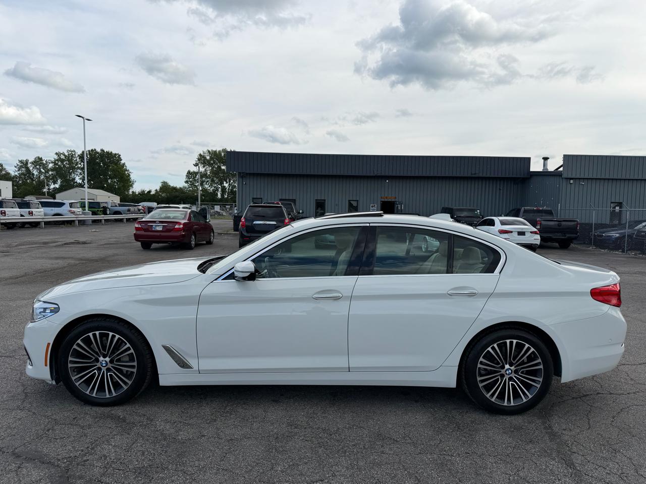 BMW 5 Series 530i xDrive Sedan 2017