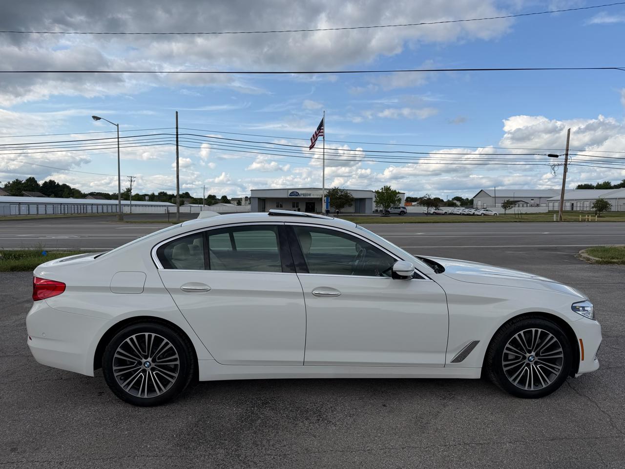 BMW 5 Series 530i xDrive Sedan 2017