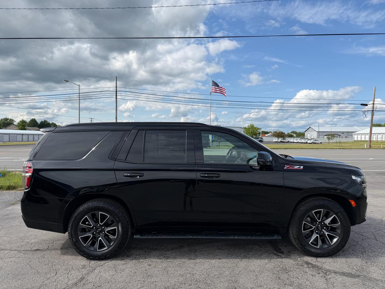 Chevrolet Tahoe 4WD 4dr Z71 2022