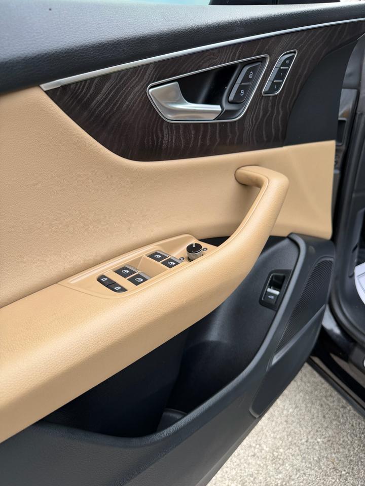 Audi Q8 Prestige 55 TFSI quattro 2019
