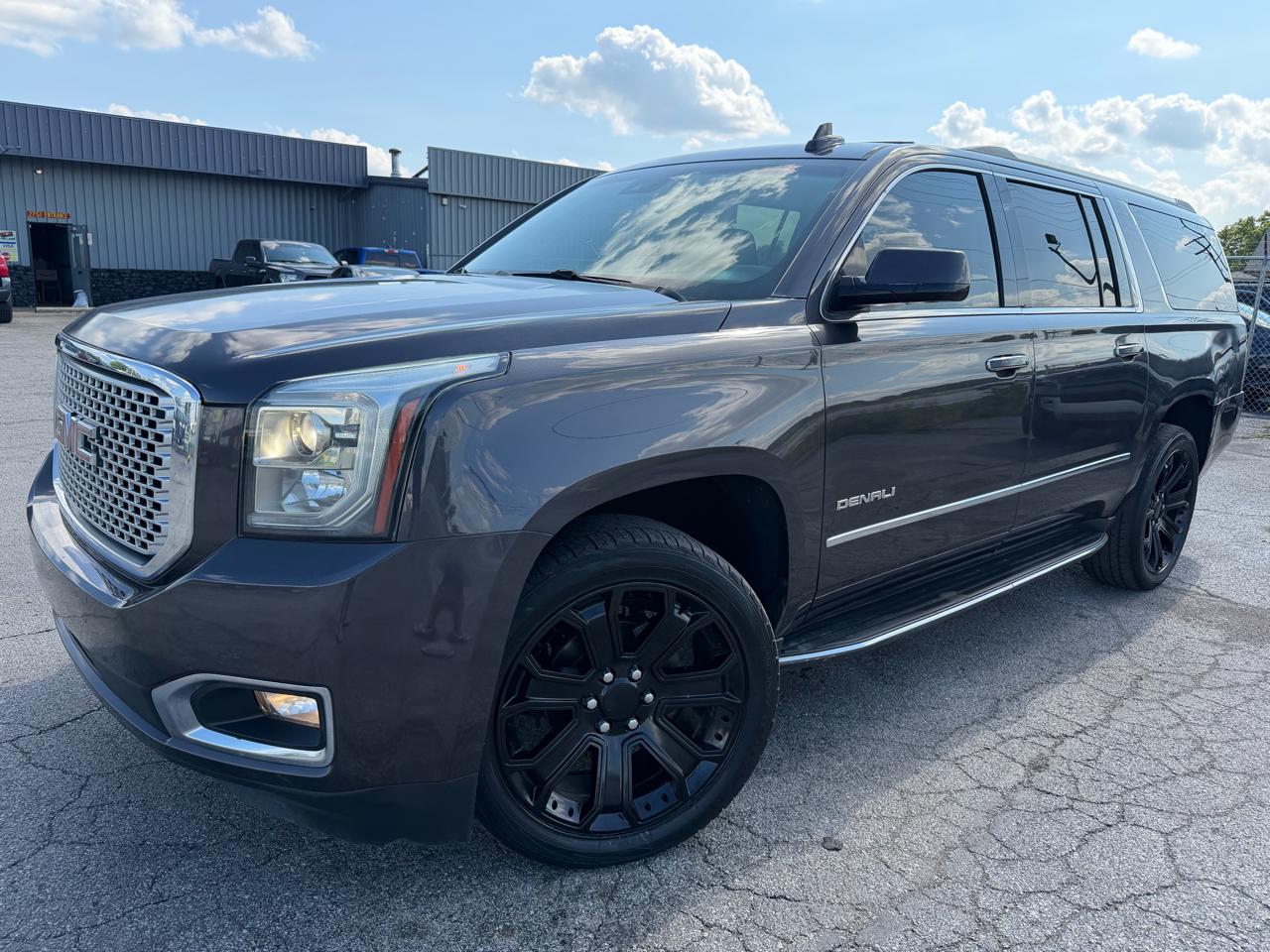 GMC Yukon XL 2WD 4dr Denali 2015