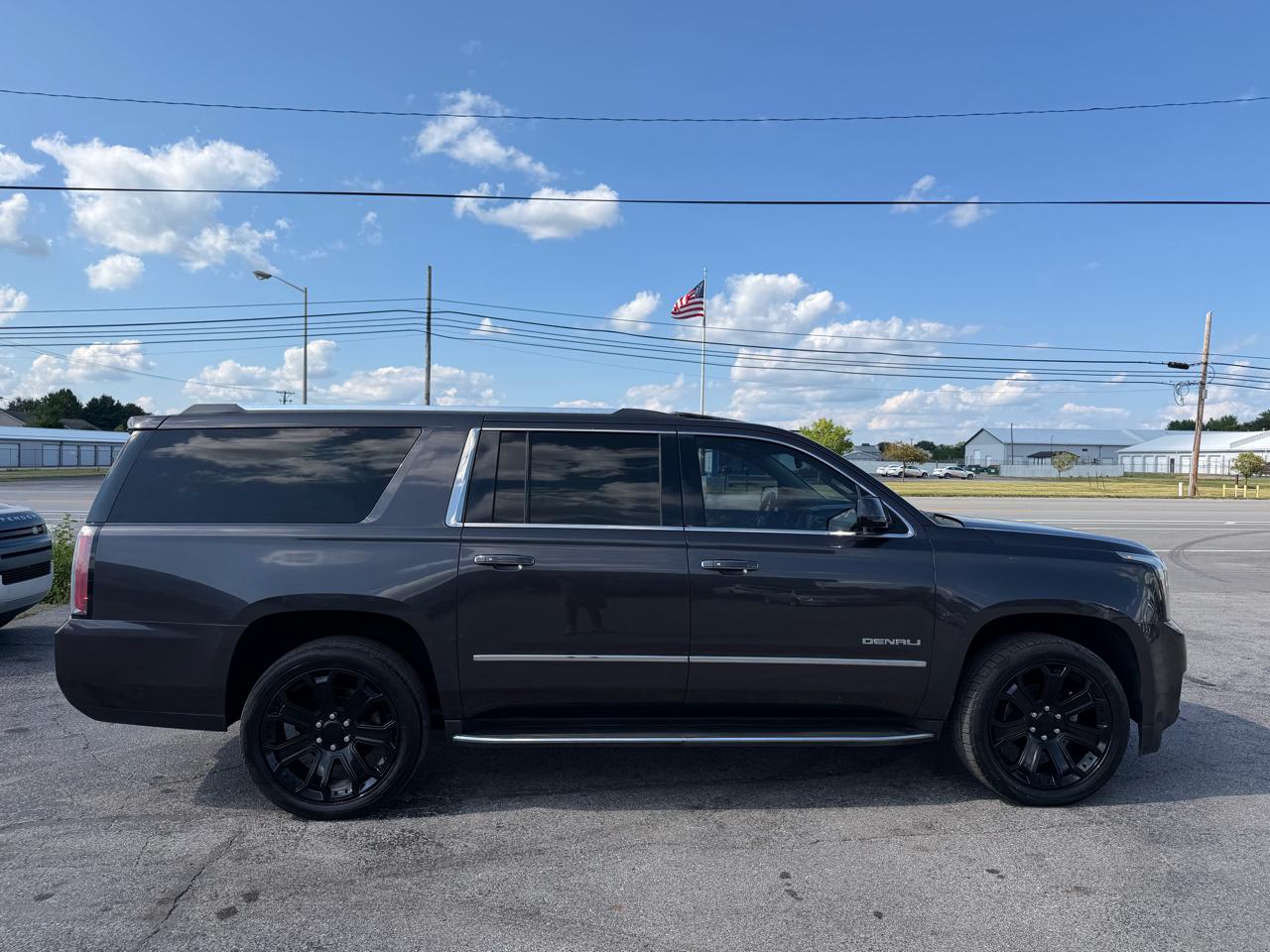 GMC Yukon XL 2WD 4dr Denali 2015
