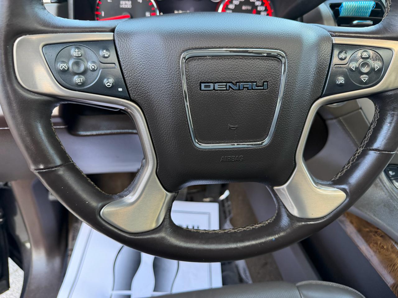 GMC Yukon XL 2WD 4dr Denali 2015