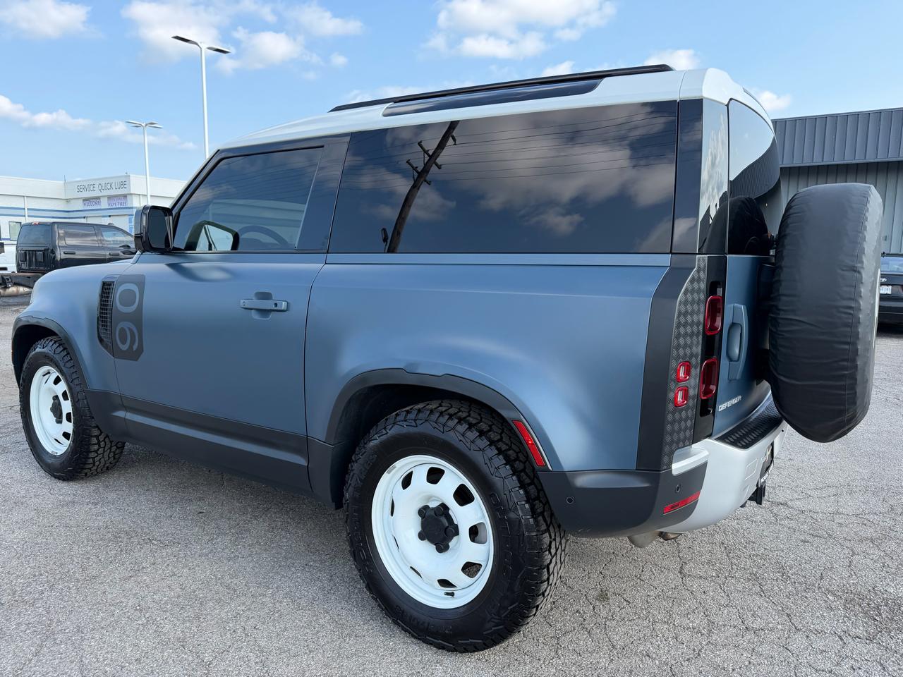 Land Rover Defender 90 S AWD 2023