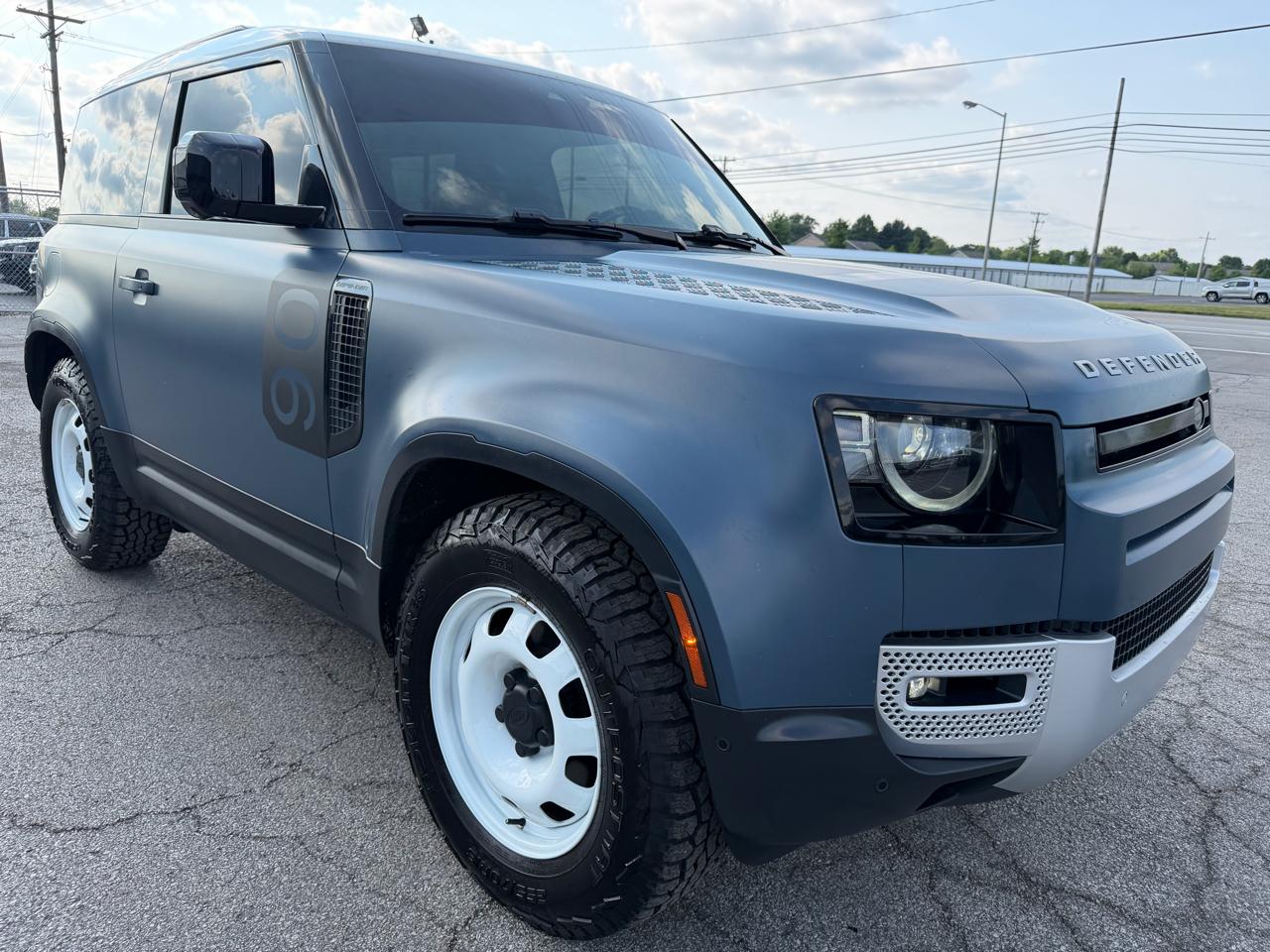 Land Rover Defender 90 S AWD 2023
