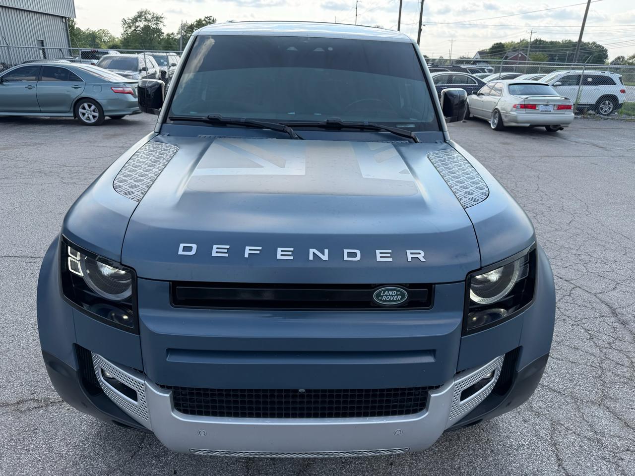 Land Rover Defender 90 S AWD 2023