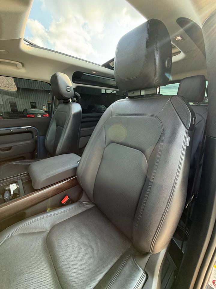 Land Rover Defender 90 S AWD 2023