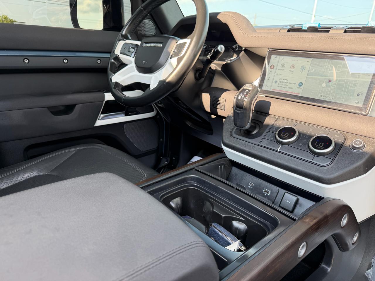 Land Rover Defender 90 S AWD 2023
