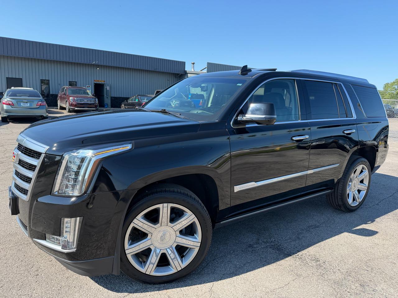 Cadillac Escalade 4WD 4dr Premium Luxury 2018