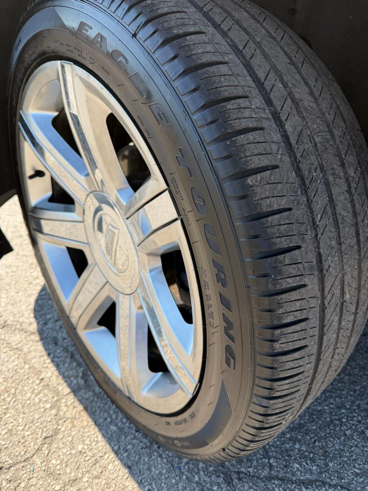 Cadillac Escalade 4WD 4dr Premium Luxury 2018