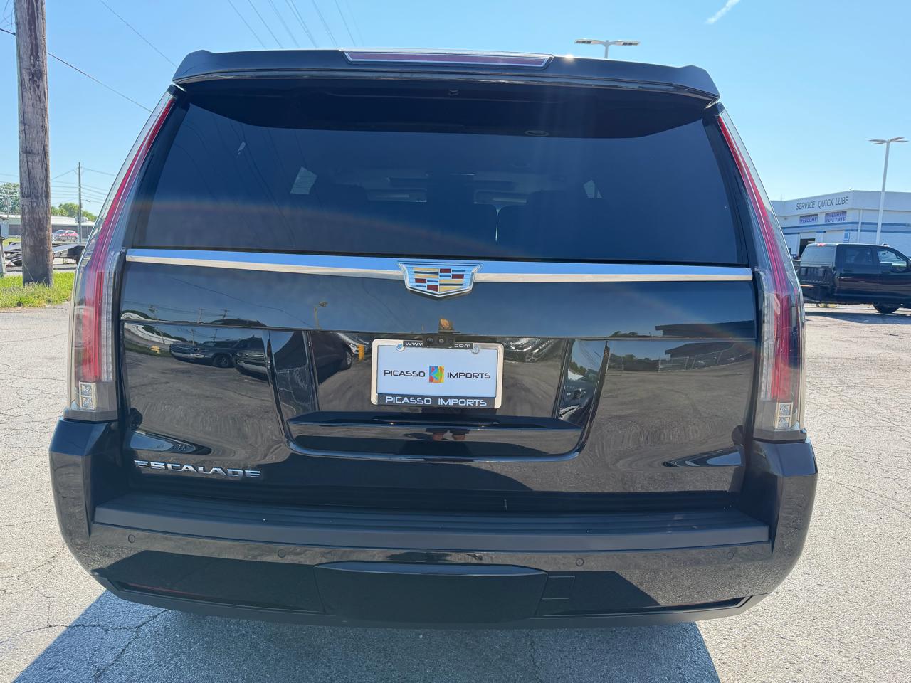 Cadillac Escalade 4WD 4dr Premium Luxury 2018